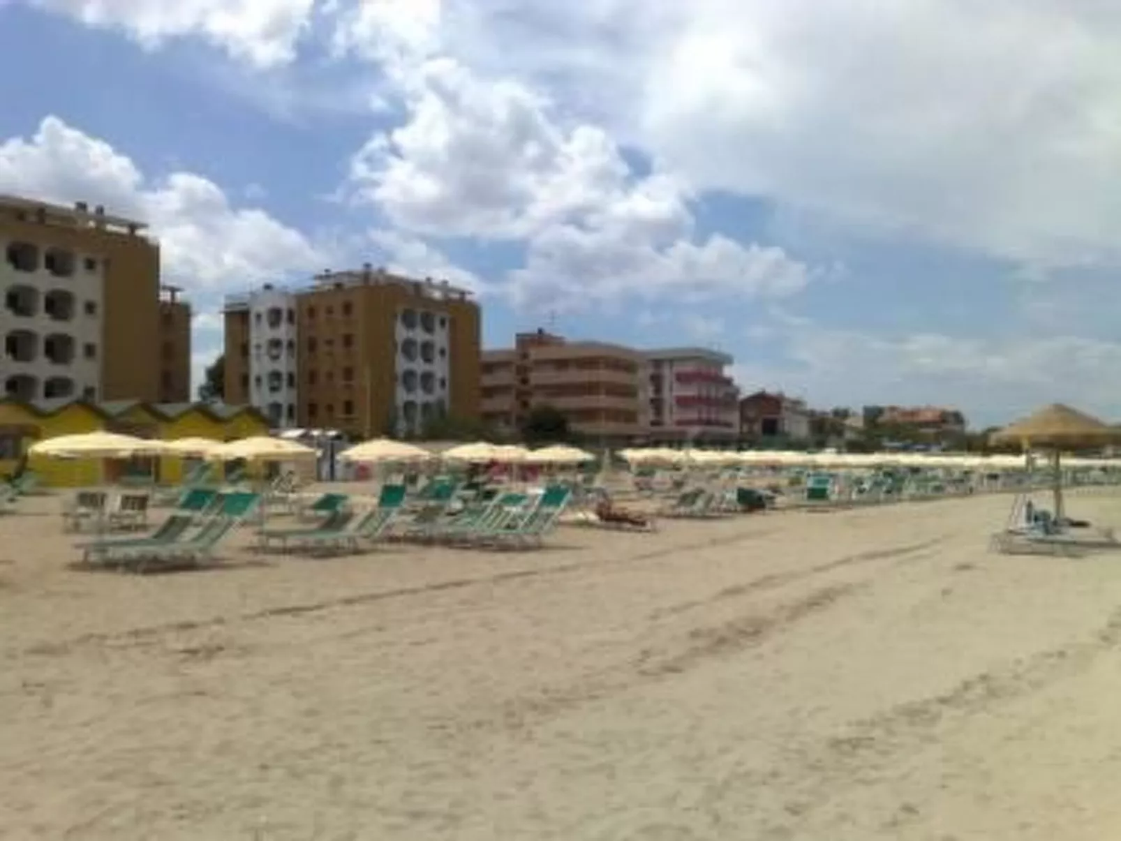 Wohnung 'Mare Blu 3' in Strandnähe-Dehors