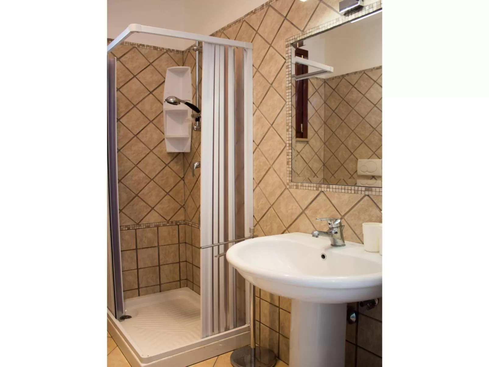 Für 5 Personen ca. 70 m&sup2; in Castro in Apulien, Apulien (Provinz Lecce)-Dedans