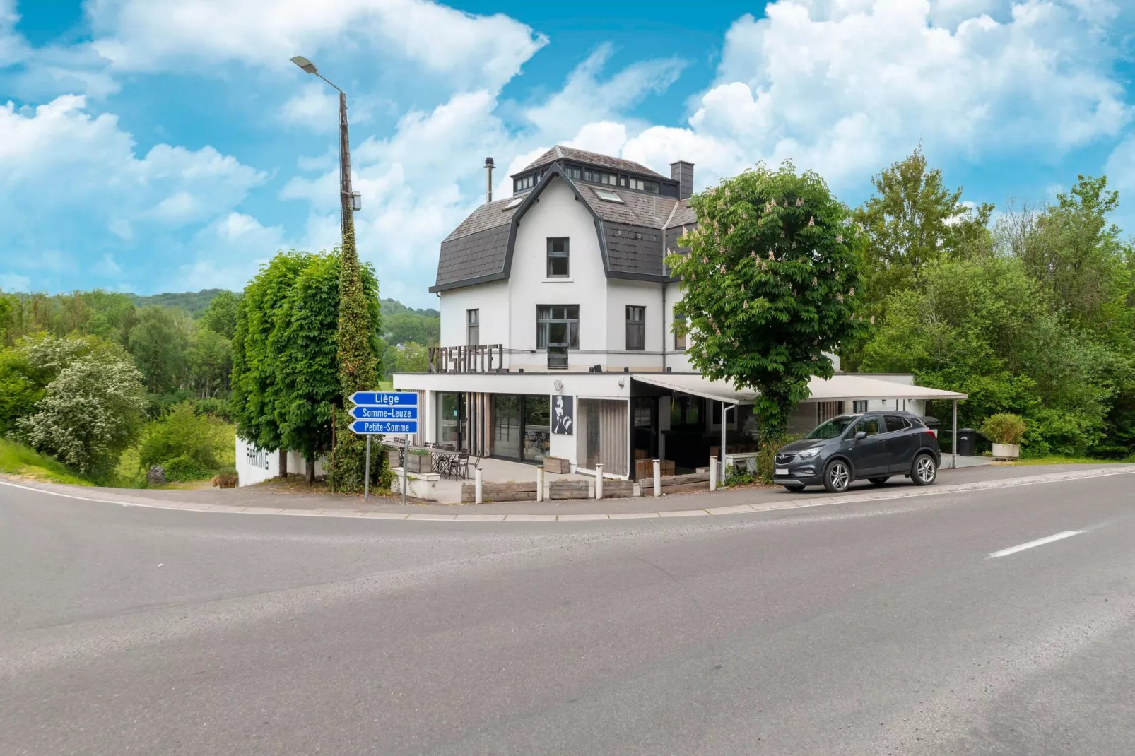 LPM Sporthouse-Exterior summer