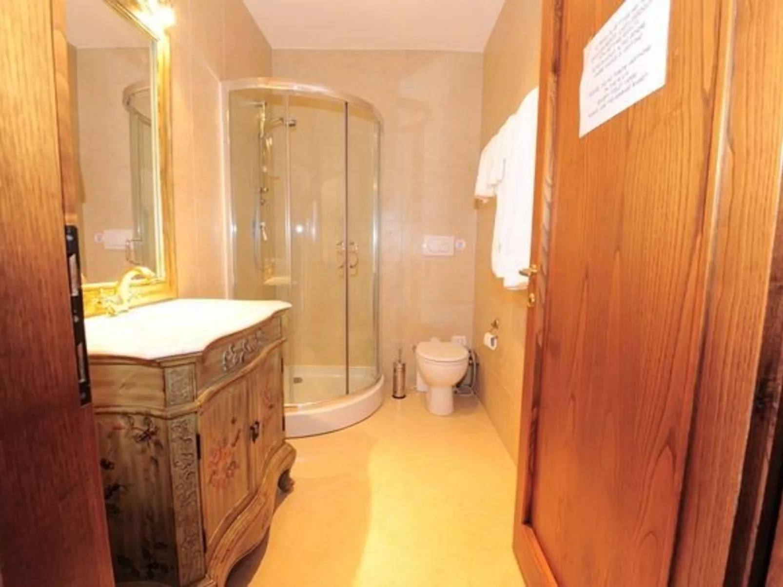 Villa il Frassine-Inside