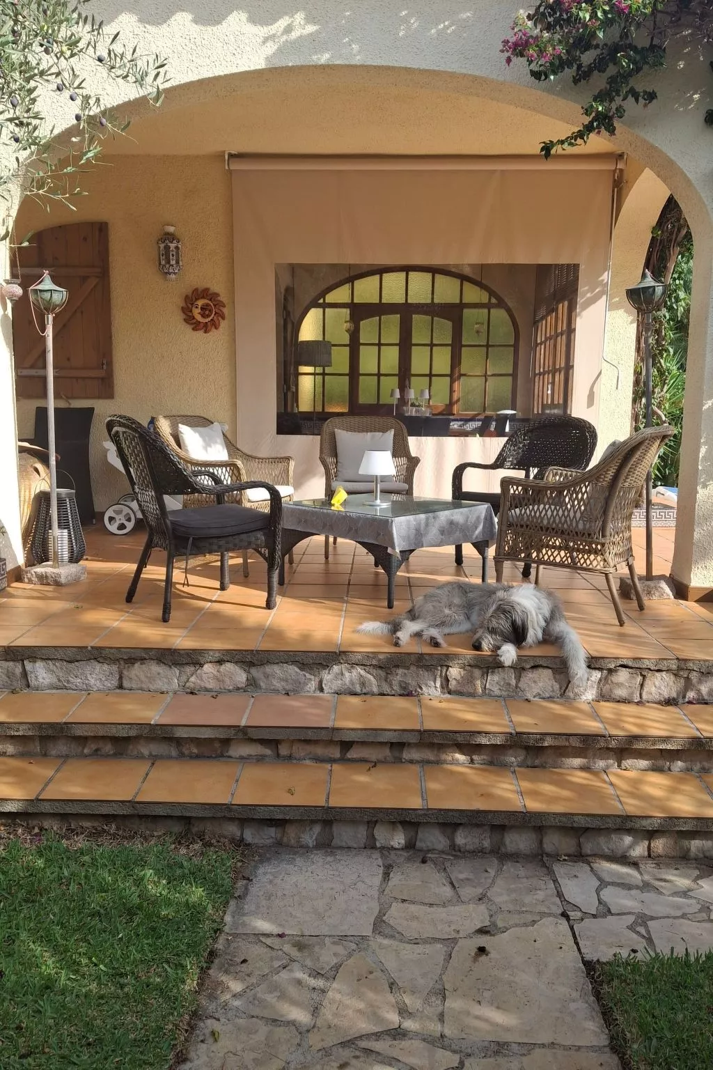 Mit Pool am Meer-Dehors