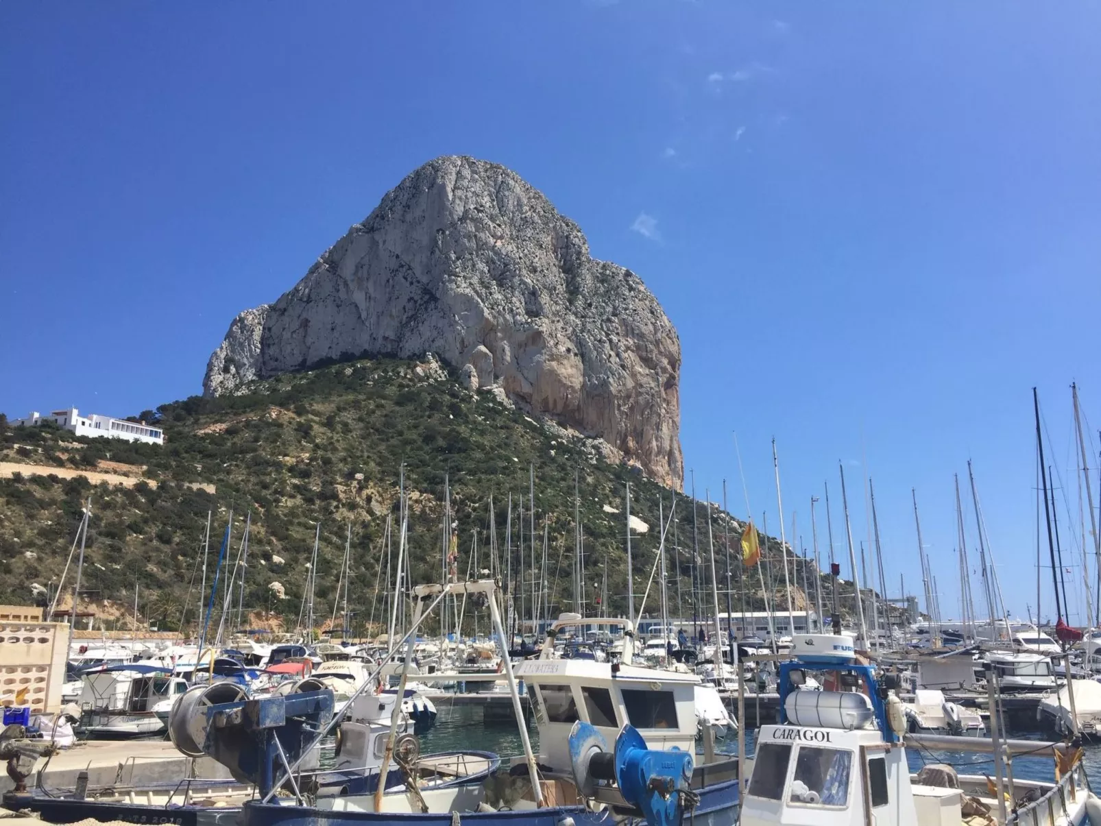 Mit privatem Pool und Meerblick-Draußen