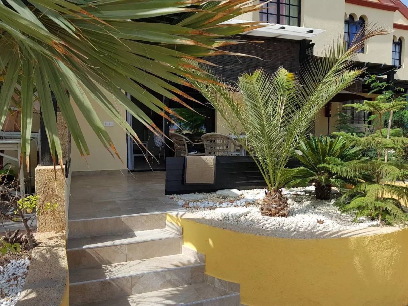 Komfortable Wohnung, Wifi, am Pool-Outside