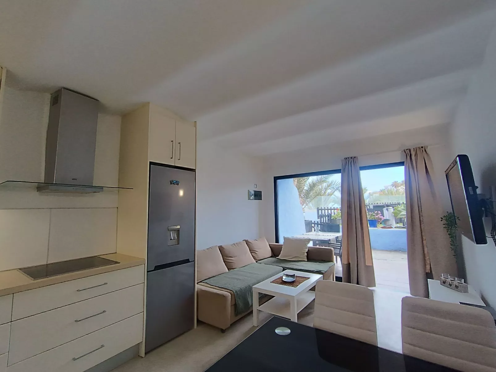 Drean on the Beach, erste Linie am Meer -Garten-Inside