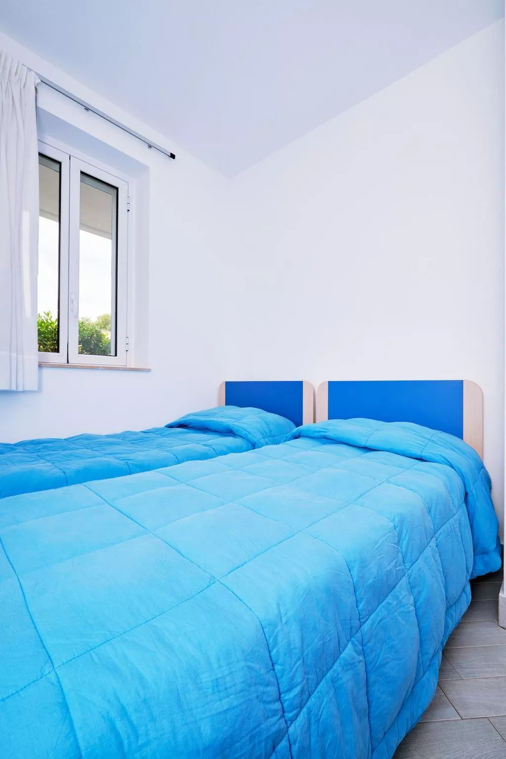 In Marina Di Ragusa mit Terrasse, Grill und Garten-Inside