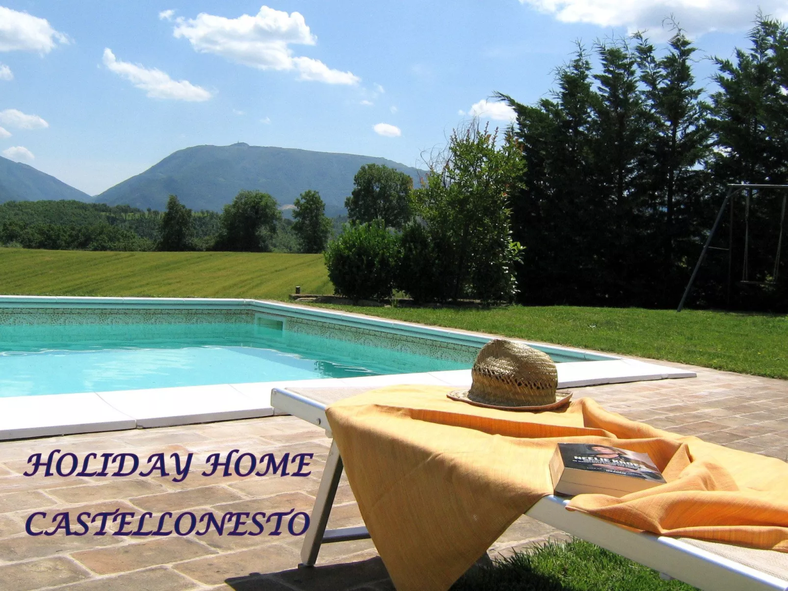 Flacher Flieder-Draußen