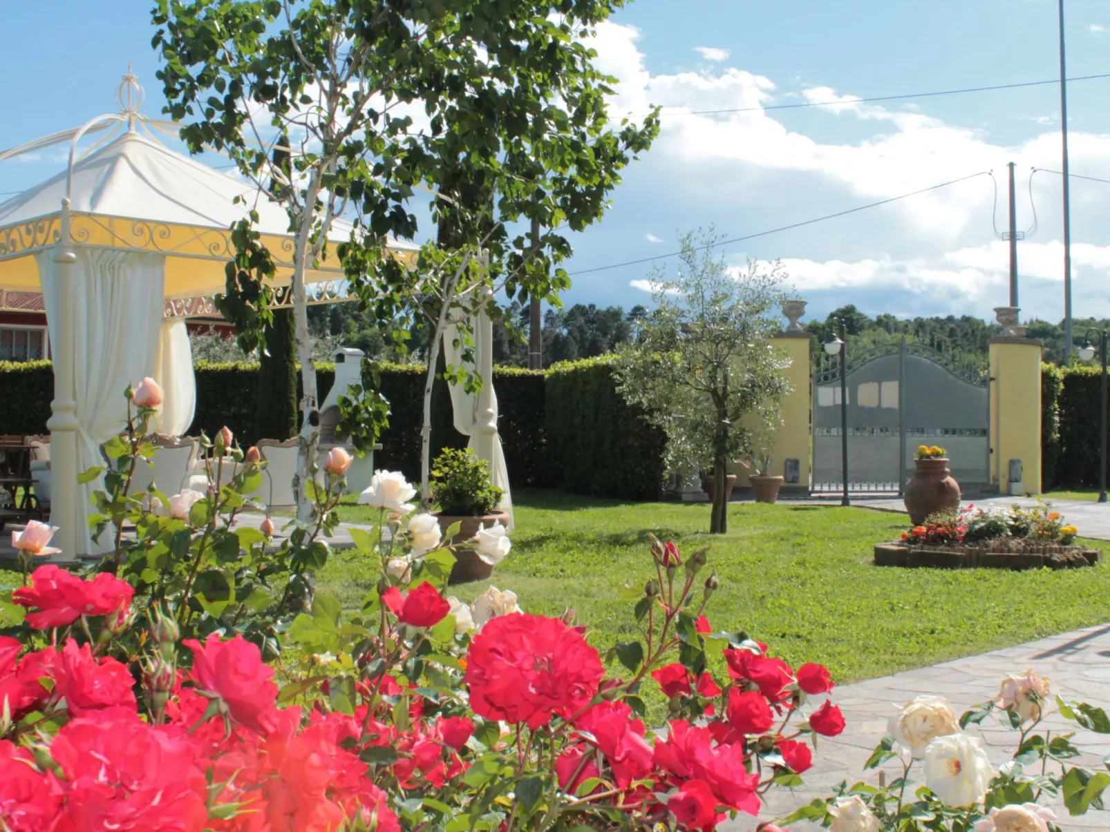 La Valinfiore Charmantes Haus-Draußen