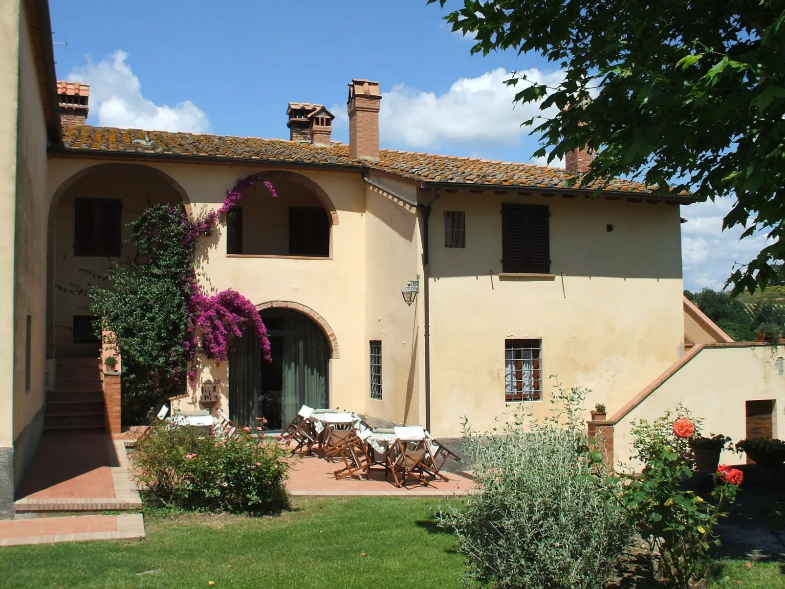 Bouganville' Anwesen mit Terrasse-Dehors