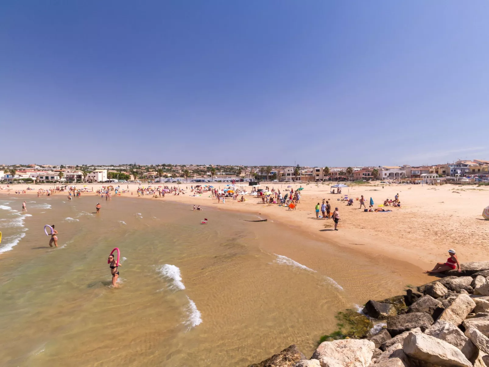 Appartement in Donnalucata mit Möblierter Terrasse und Meerblick-Inside
