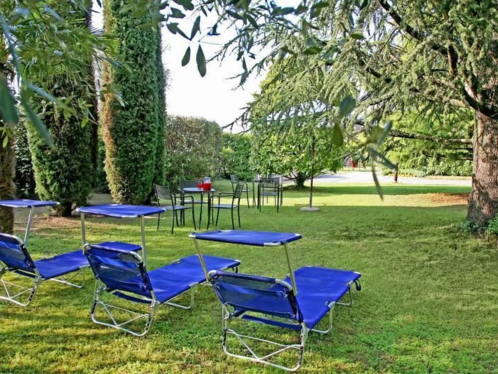 "Il Raggio di Sole" (Der Sonnenstrahl)-Outside