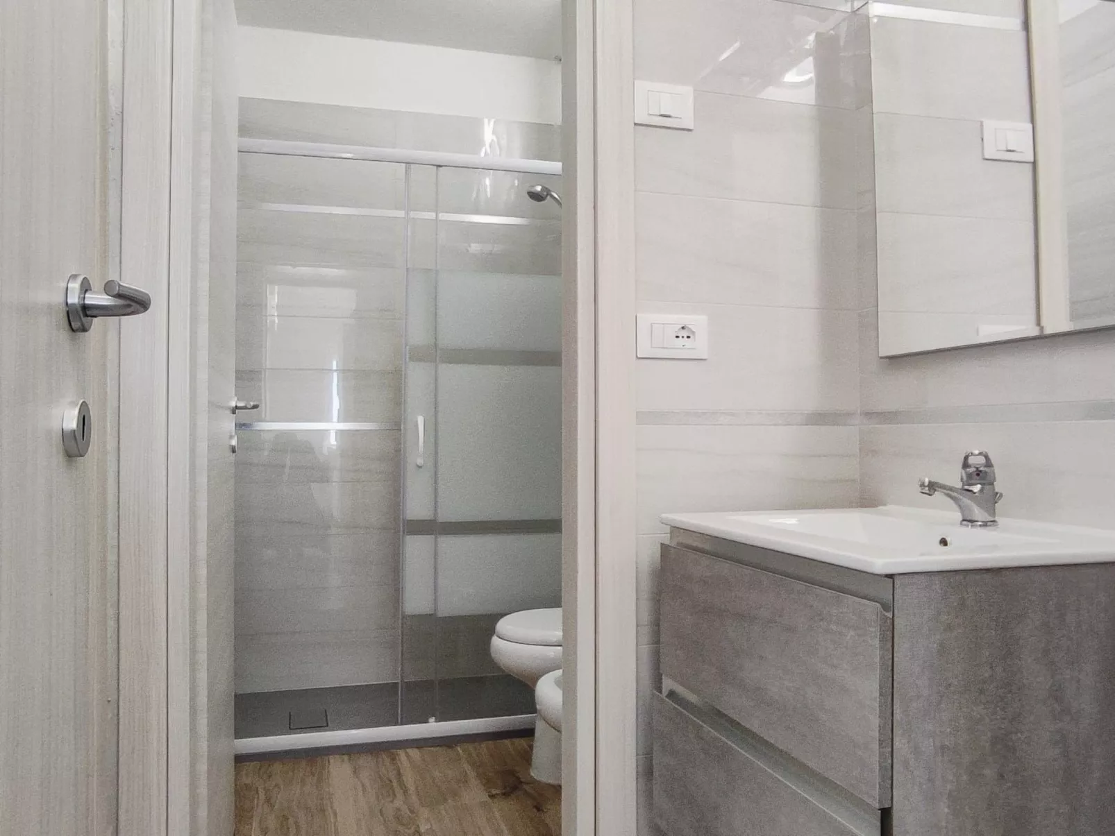 Für 6 Personen-Inside