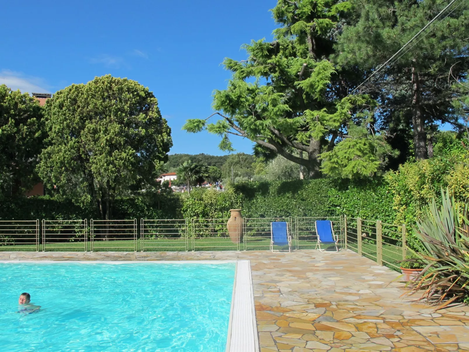 Wohnung Dependance mit Gemeinschaftspool-Image-tags.info