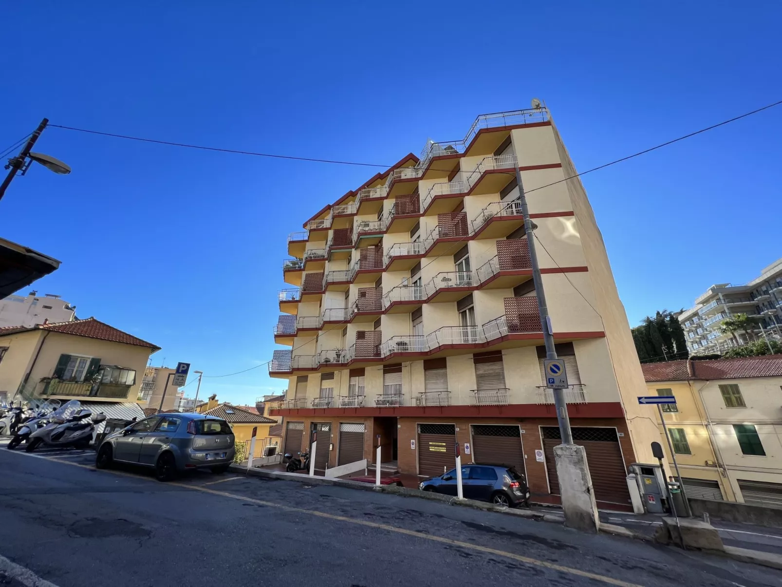 Für 4 Personen ca. 80 m&sup2; in Sanremo, Norditalien (Ligurien)-Dehors
