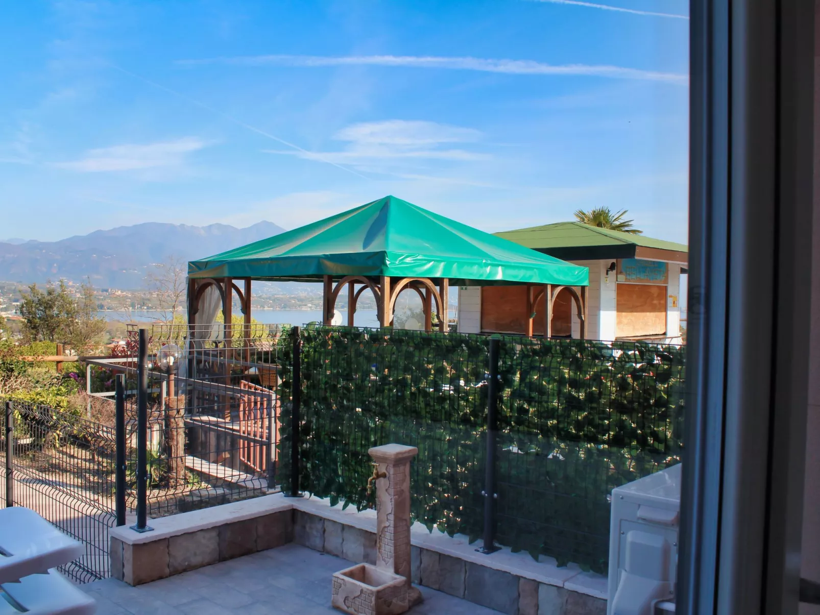 Charmante Wohnung in Solarolo mit Schwimmbad-Draußen