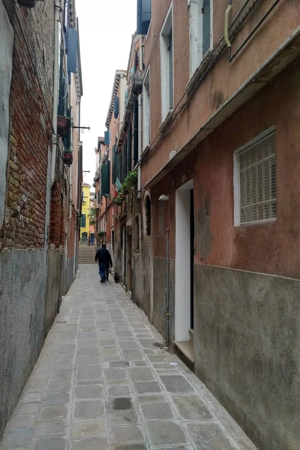 Zweijährige Terrassenwohnung-Drinnen