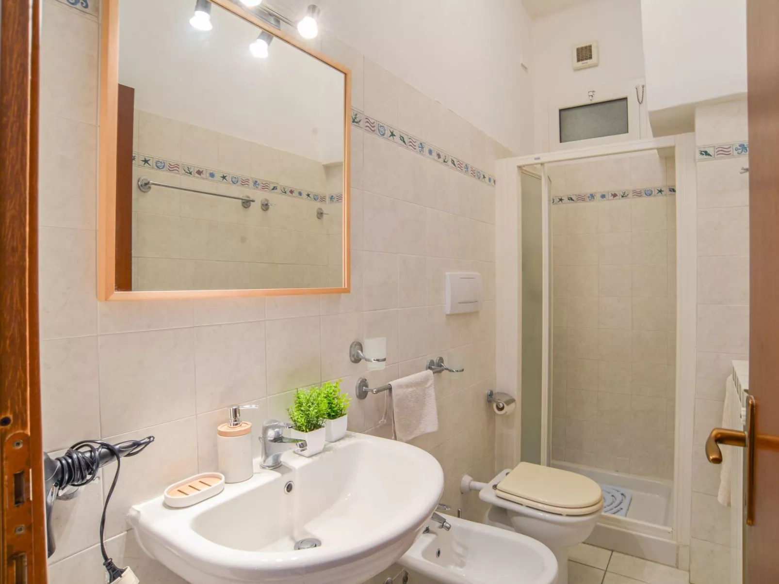 Casa al Mare ad Alassio bei Holiday World-Dedans