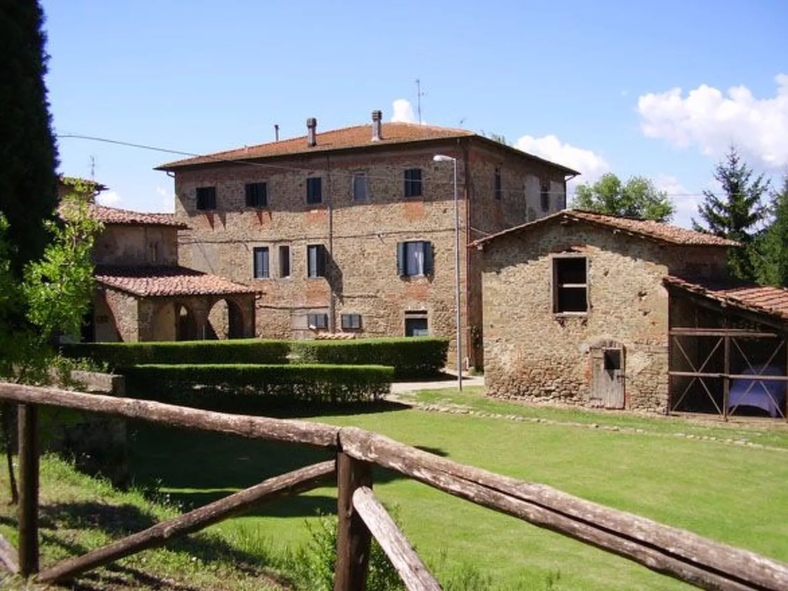 Schönes 1-Zimmer-Apartment-Outside