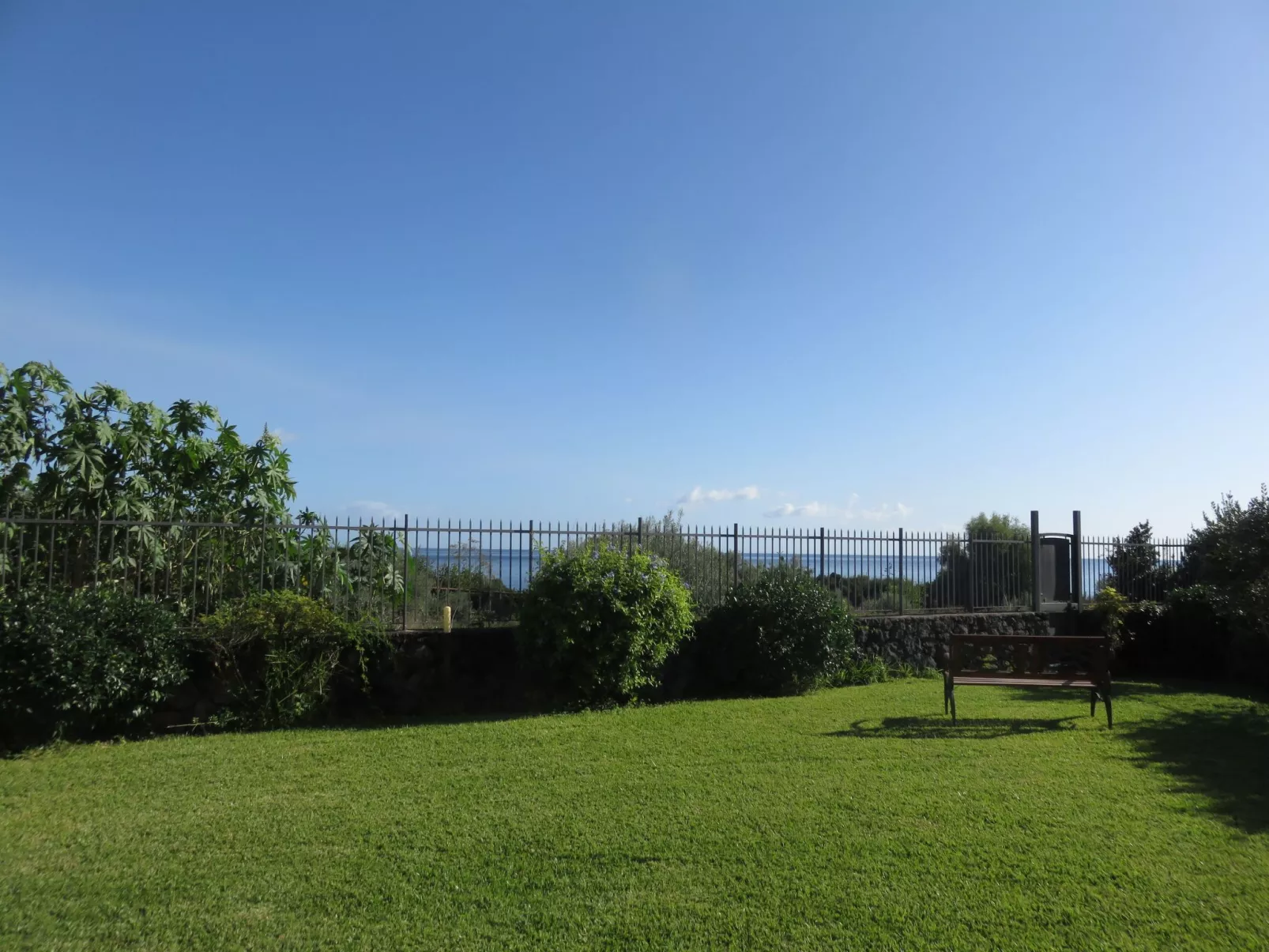 Einzimmerwohnung mit Terrasse-Draußen