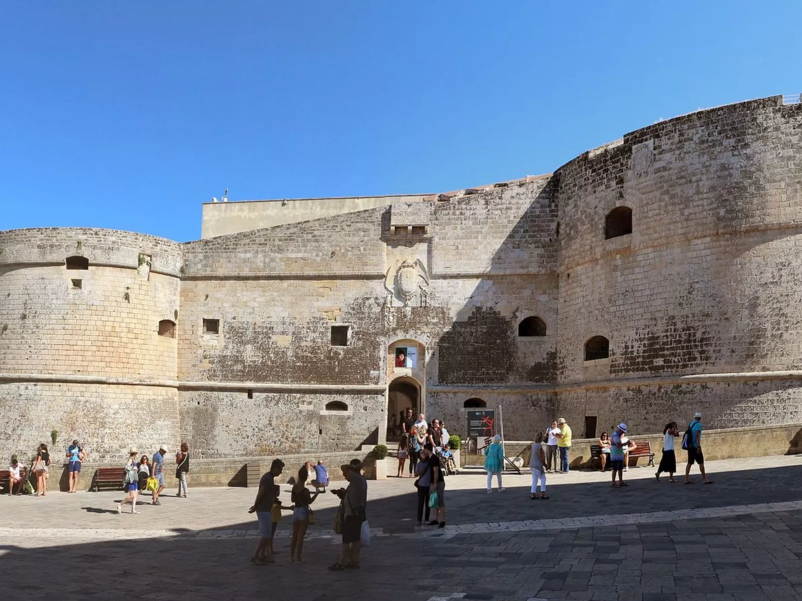 Unterkunft über den Dächern von Otranto mit riesiger Dachterrasse-Dehors