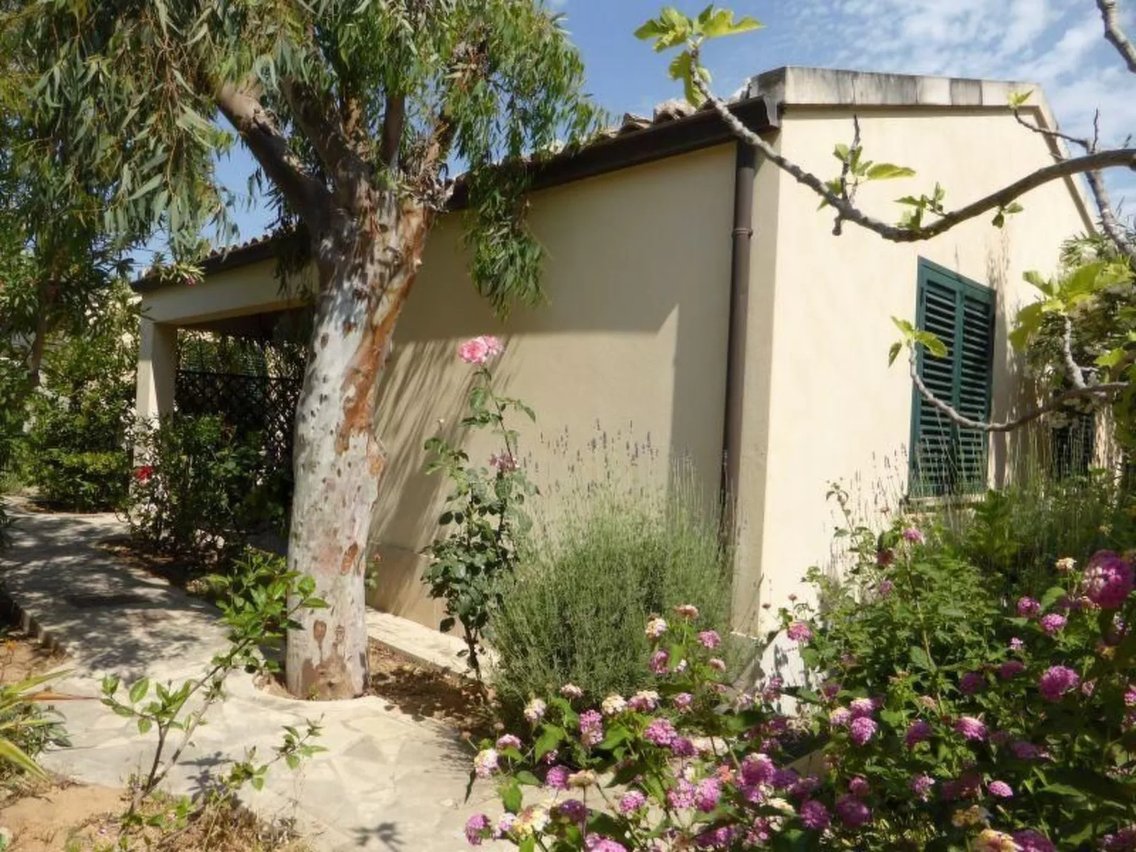 La Perla 8-Image-tags.info