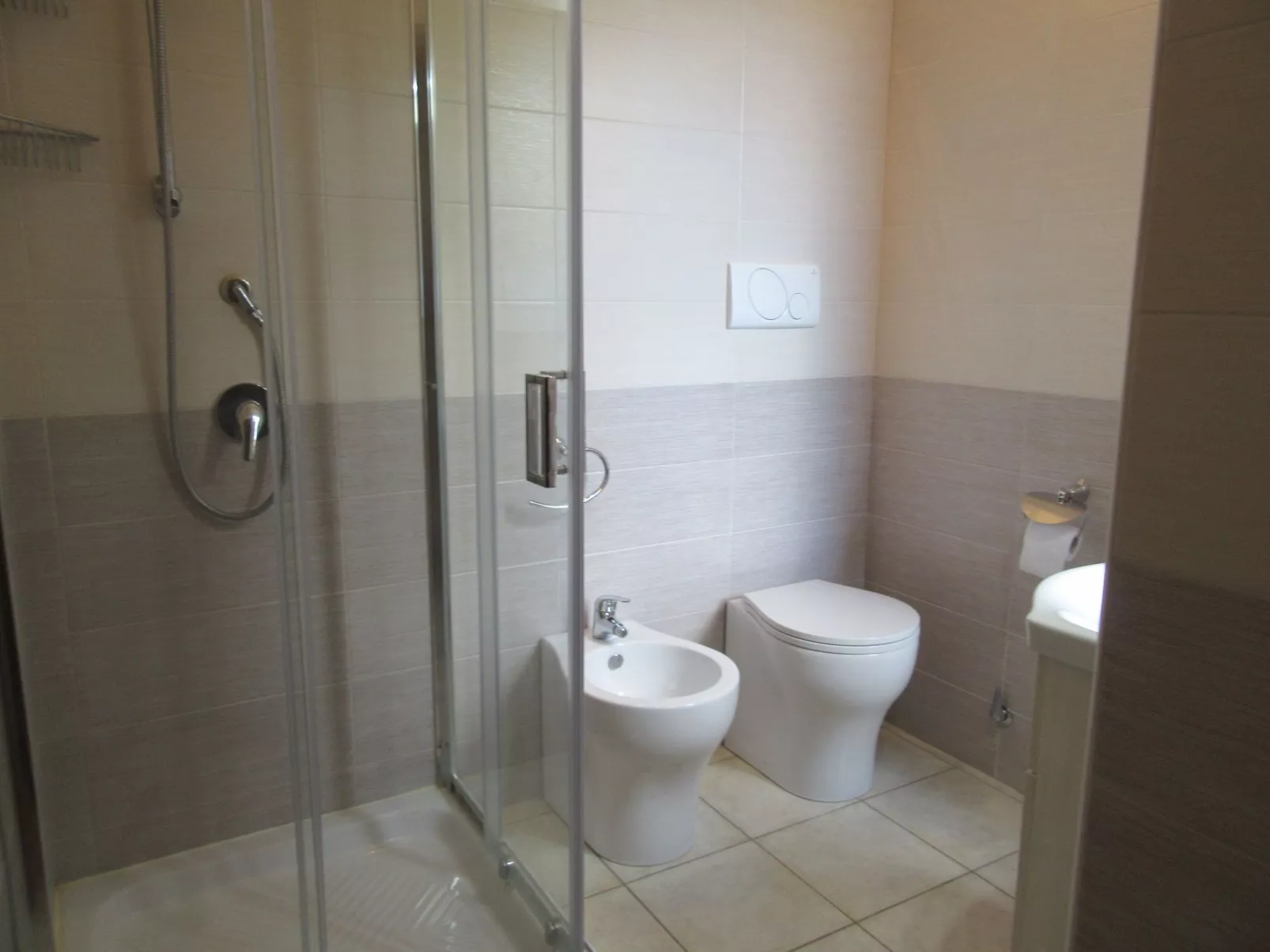 Trilo Martina-Image-tags.info