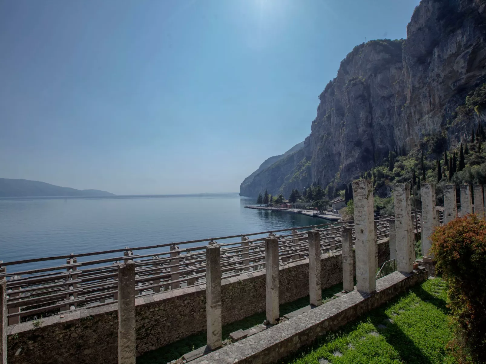 Kumquat Studio mit Garten- und Seeblick-Dehors