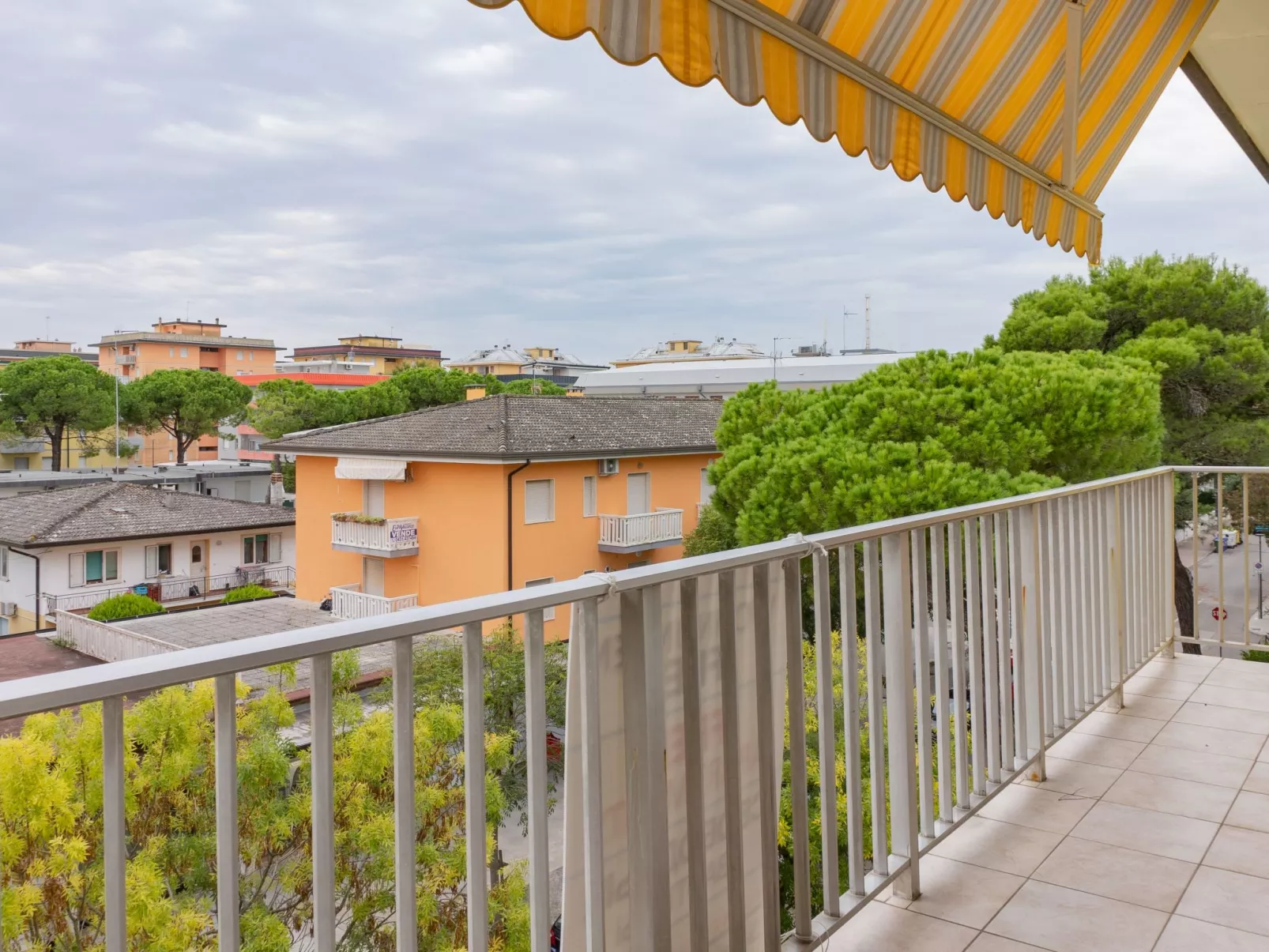 Pia del Faro' Wohnung mit Balkon-Drinnen