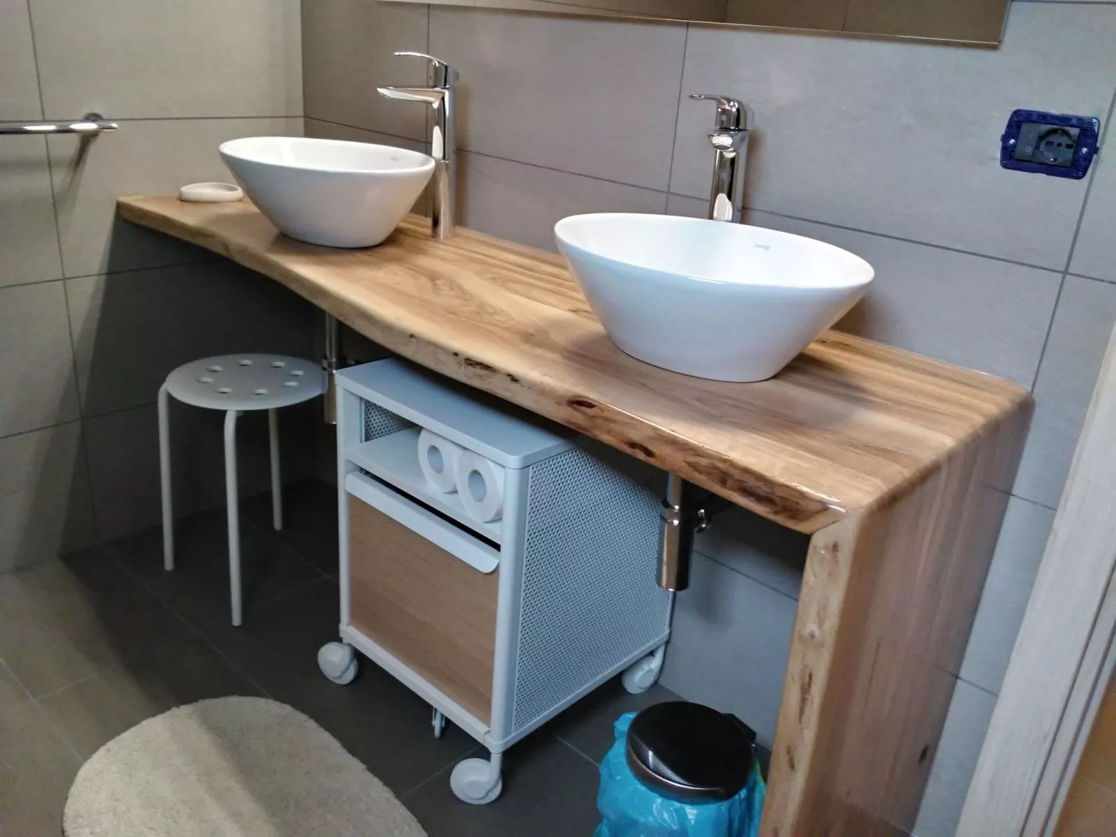 Freistehendes Haus mit privatem Garten-Inside