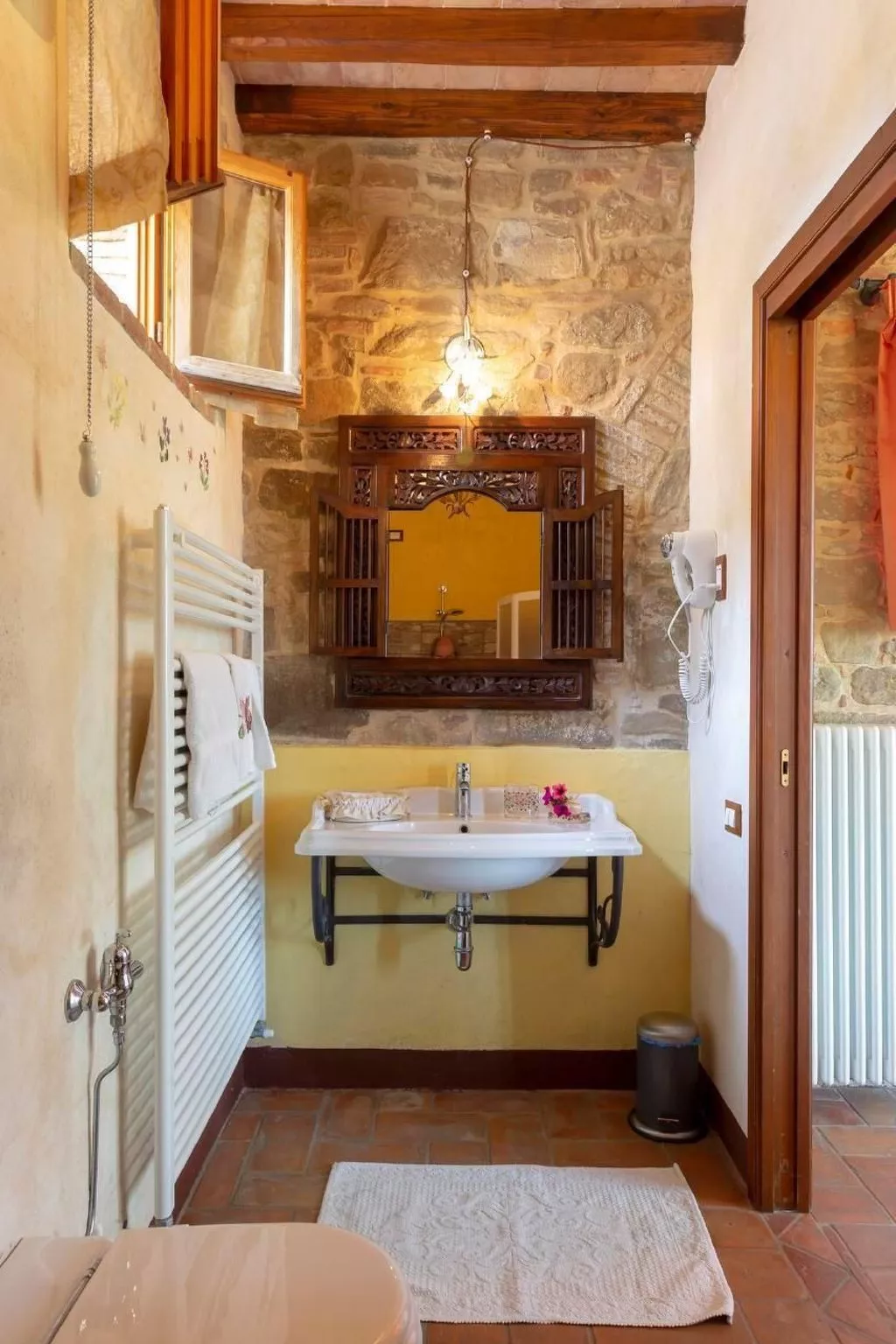 Wunderschöne Ferienwohnung in Monte San Savino mit gemeinschaftlichem Pool, Gar-Inside