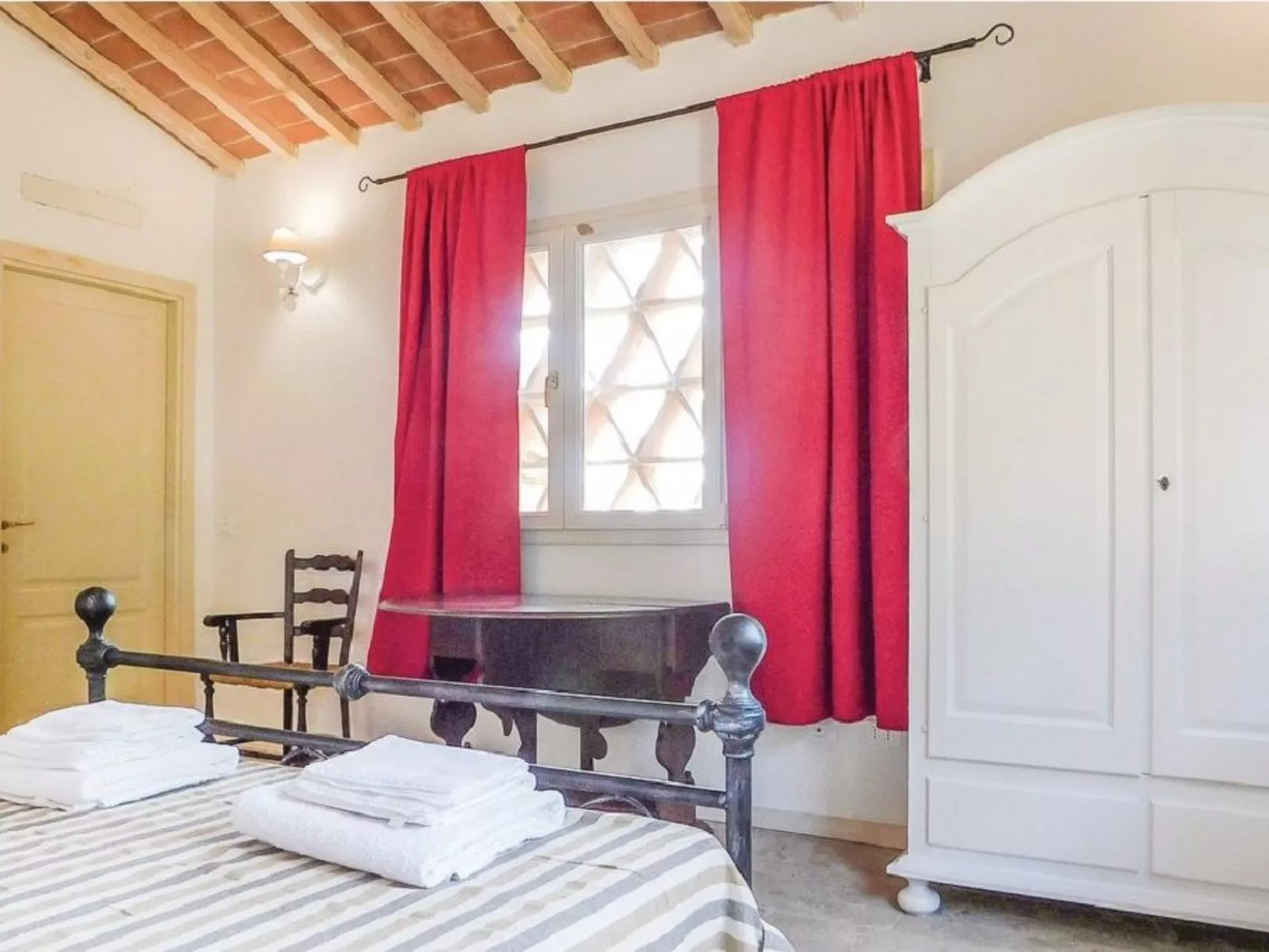 Badia Vecchia-Drinnen