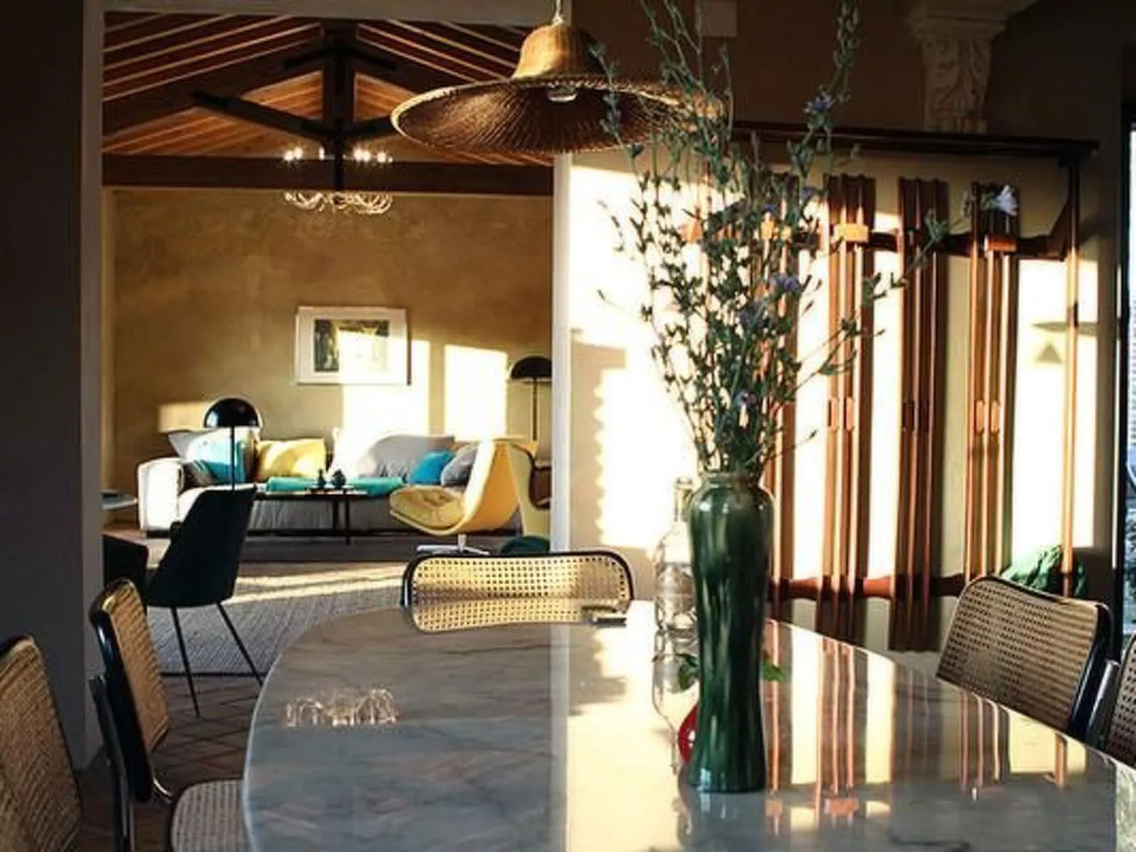 In Montescudaio mit Großem Garten-Drinnen