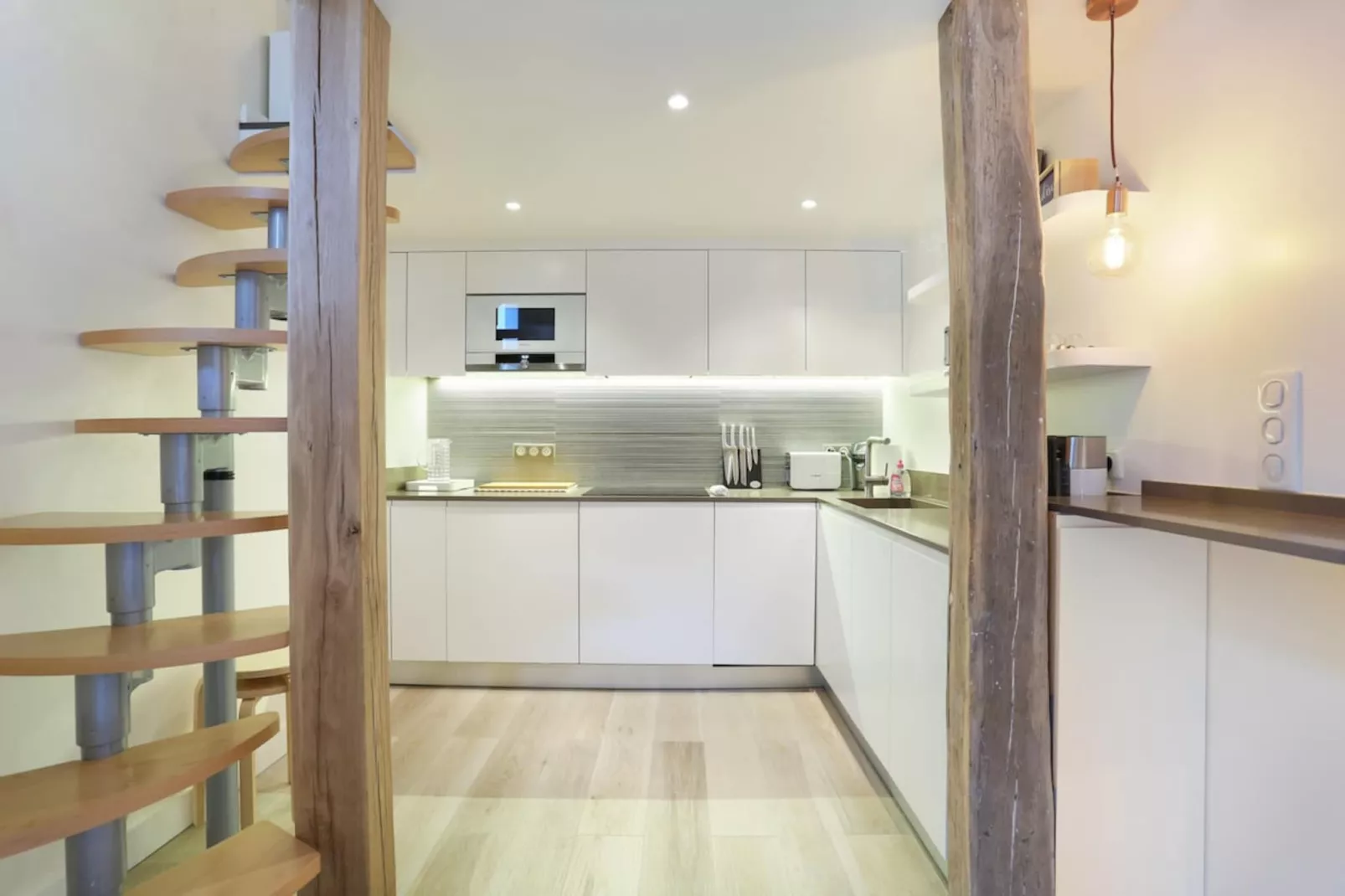 BOURG TIBOURG 1 NEW-Nicht zugeordnet