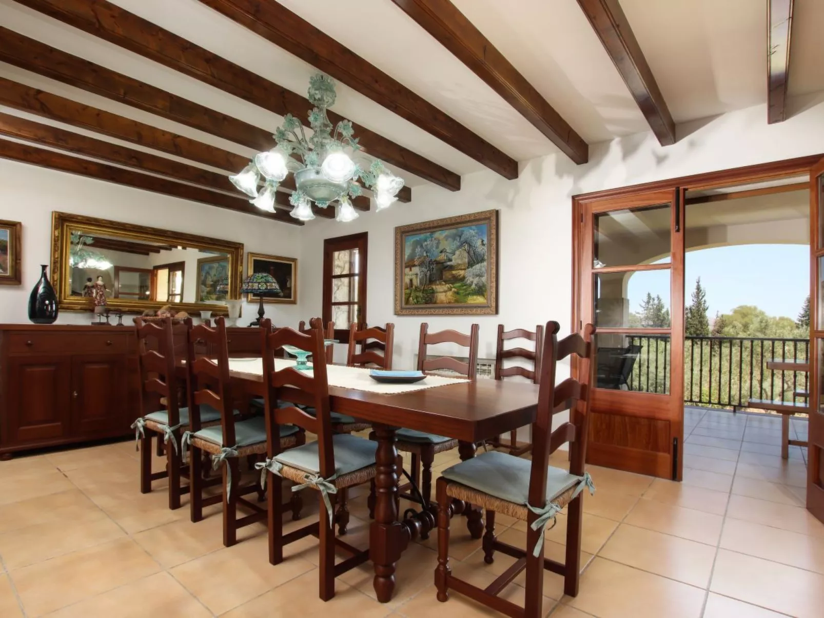 Prächtiges Landhaus mit spektakulärer Aussicht-Image-tags.info