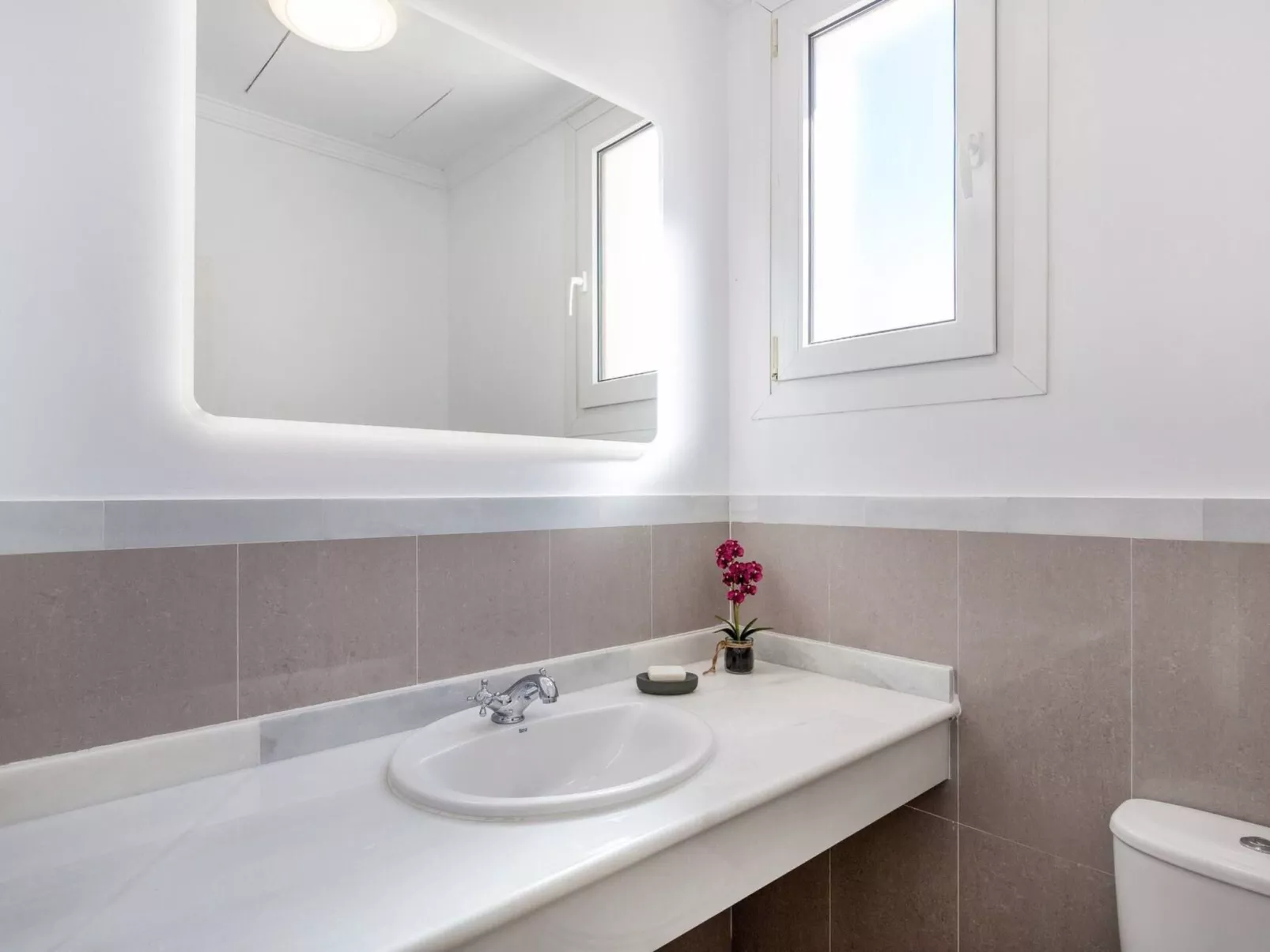 Chalet "La Resina" mit Garten, Grill und Terrasse-Inside