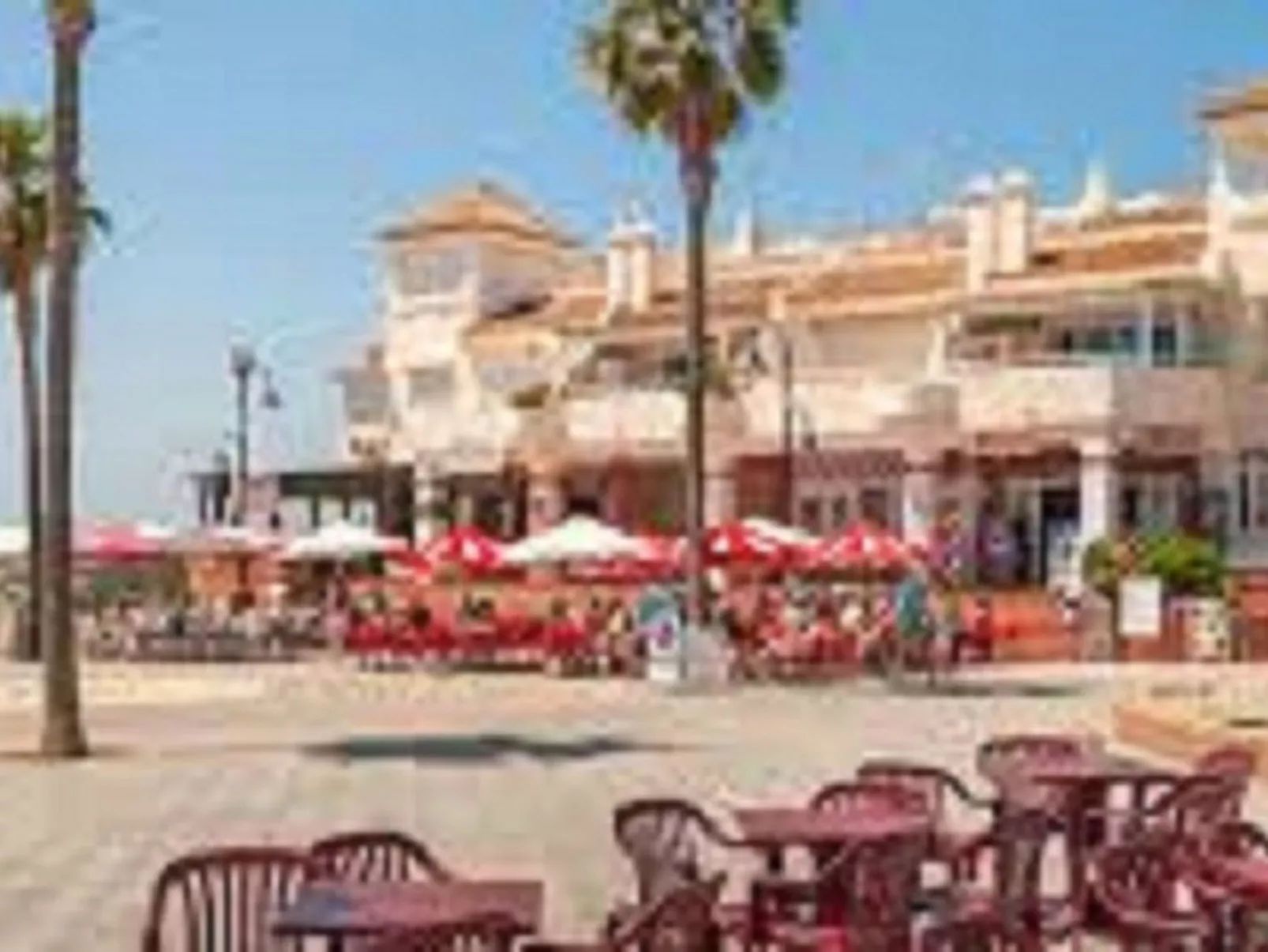 Wunderschöne Ferienwohnung in Las Lagunas De Mijas mit Möblierter Terrasse-Outside