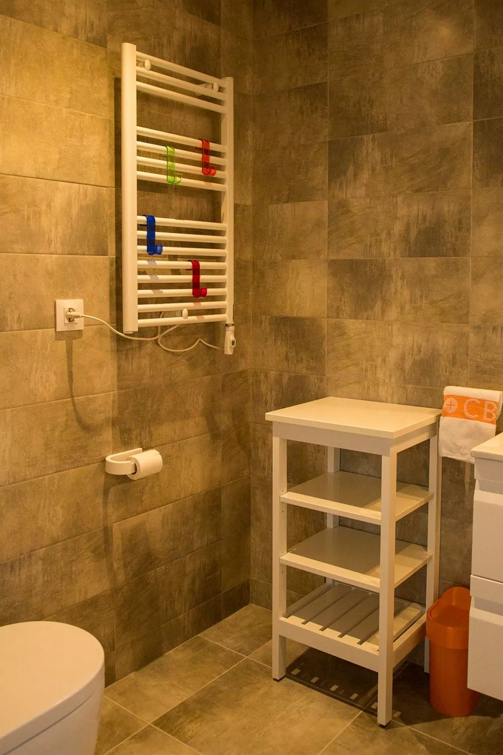 Medes Mar 4 mit Privatem Pool-Drinnen