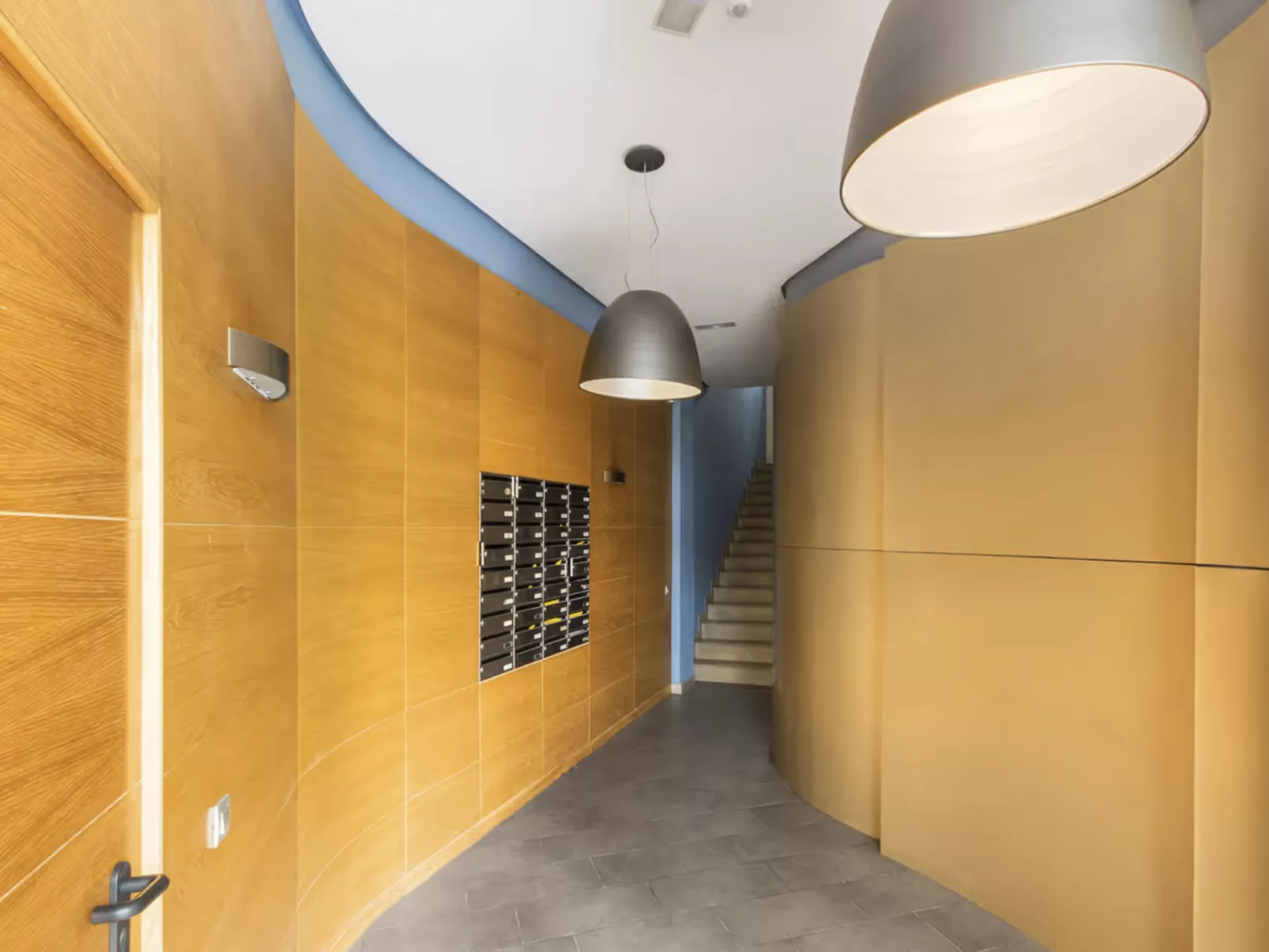 "VCV Apartment FM".-Drinnen