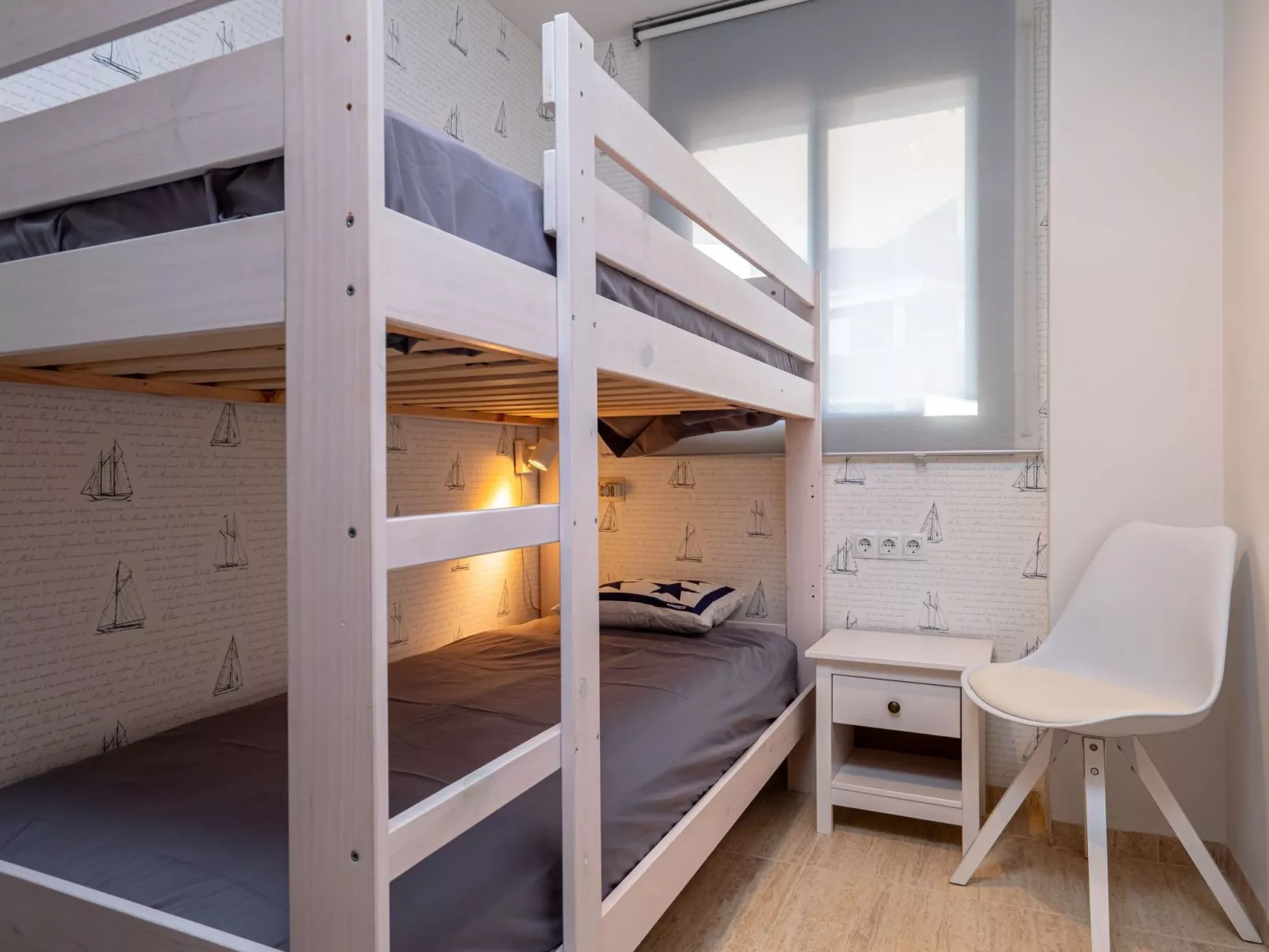 Costabravaforrent Balcó 8, Wohnung für 4 Personen mit gemeinschaftlichem Pool-Drinnen