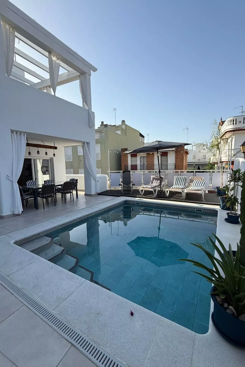 Haus Alhamar-Draußen