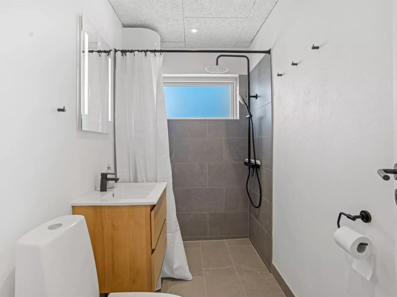 "Tayana" - 500m from the sea-Drinnen