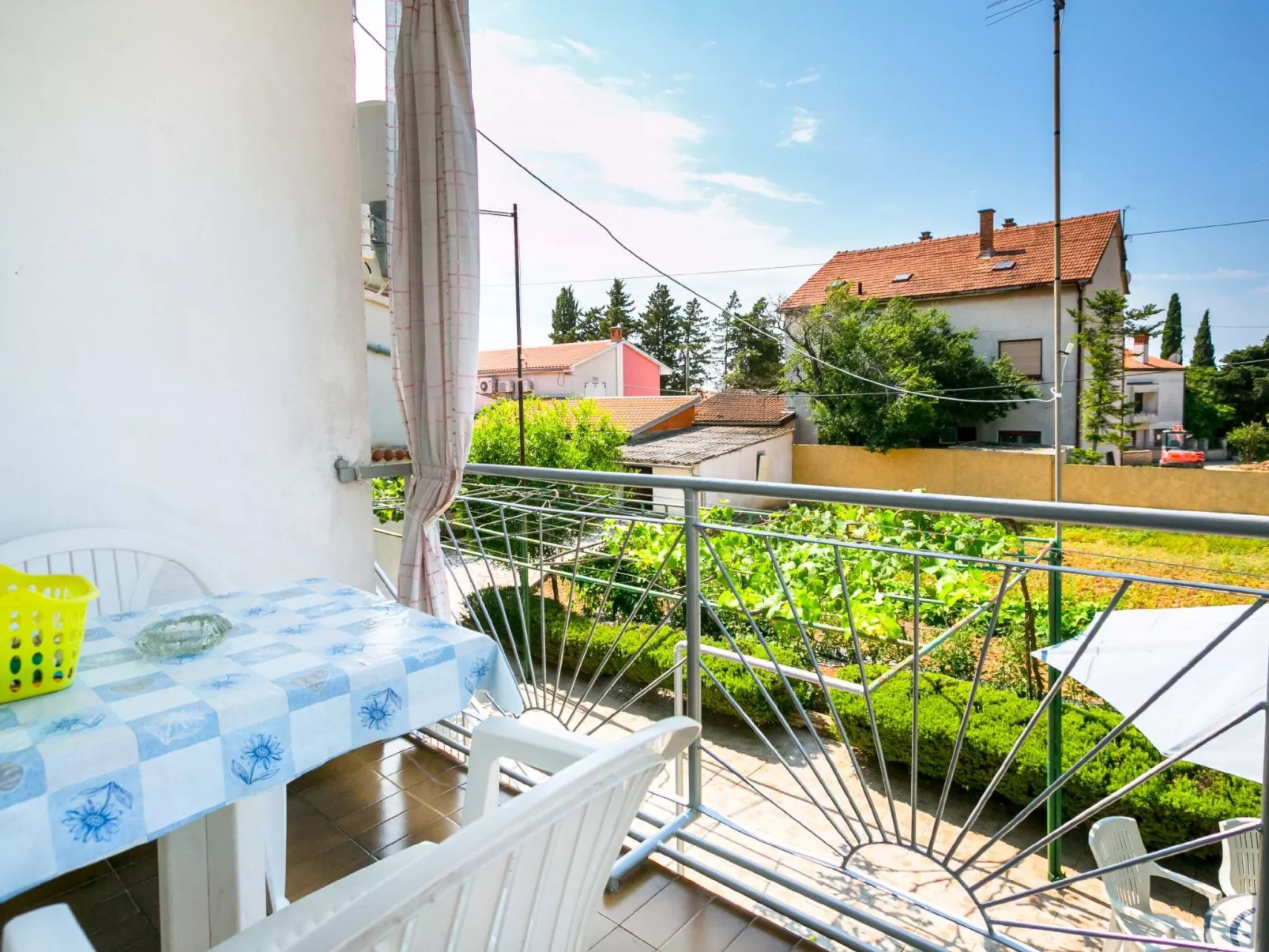 Wohnung "Miranda Veliki" mit Balkon-Dedans