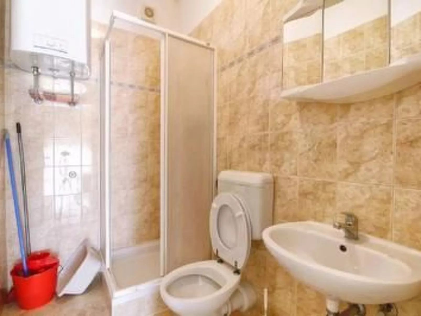 Für 4 Personen ca. 40 m&sup2; in Medulin, Istrien (Medulin und Umgebung)-Image-tags.info