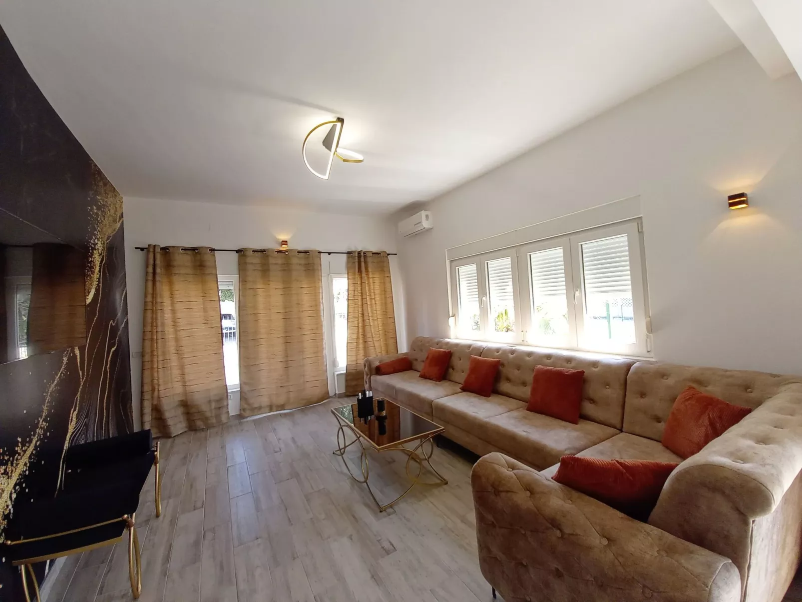 Für 10 Personen in Medulin, Istrien (Südküste von Istrien)-Inside