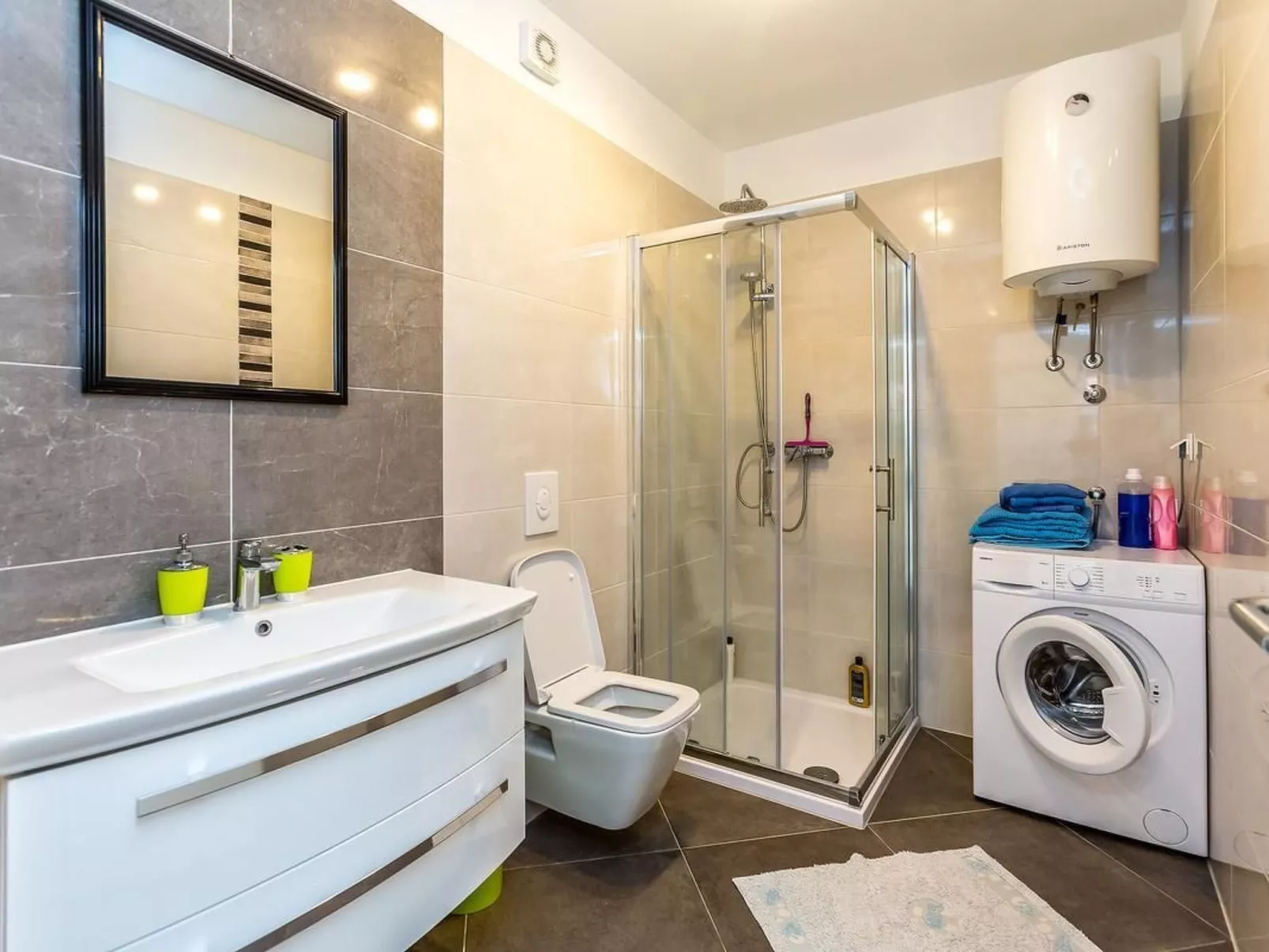 Wohnung "Grasser" mit Terrasse-Inside