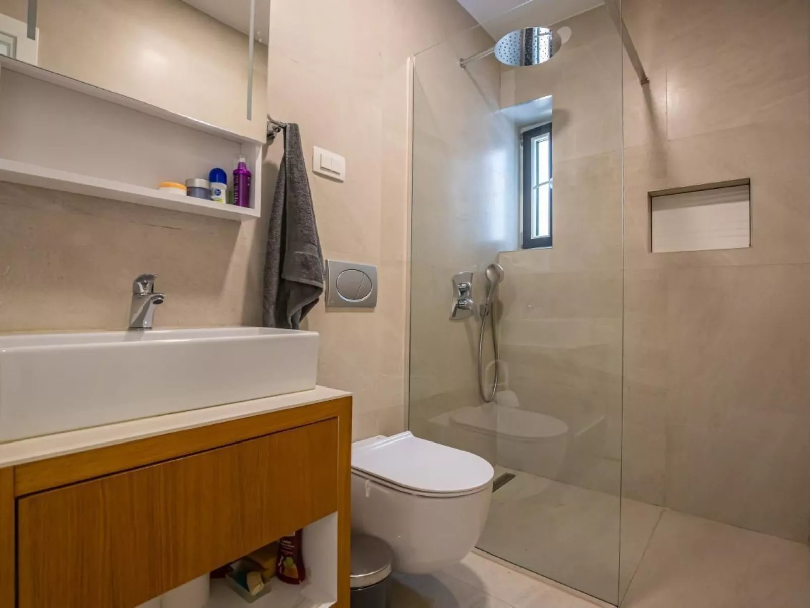 Apartment Emilia-Inside