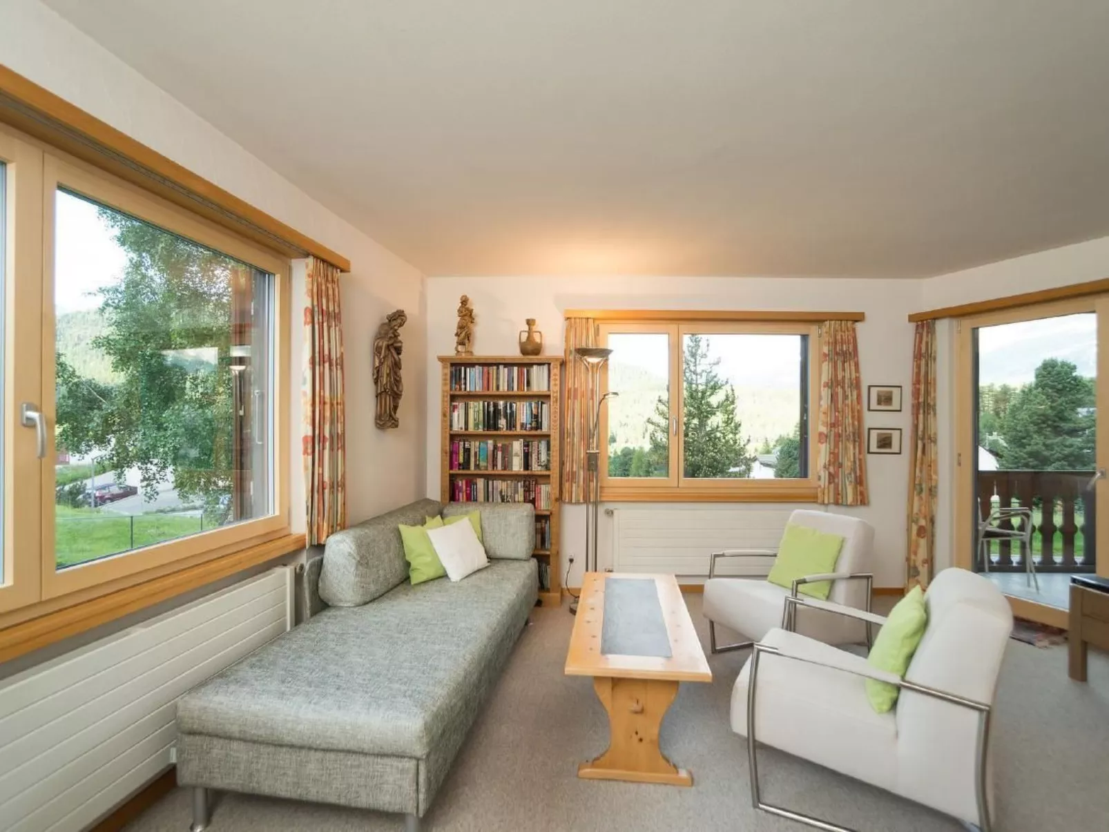 Chesa Arnica Whg 3-Drinnen