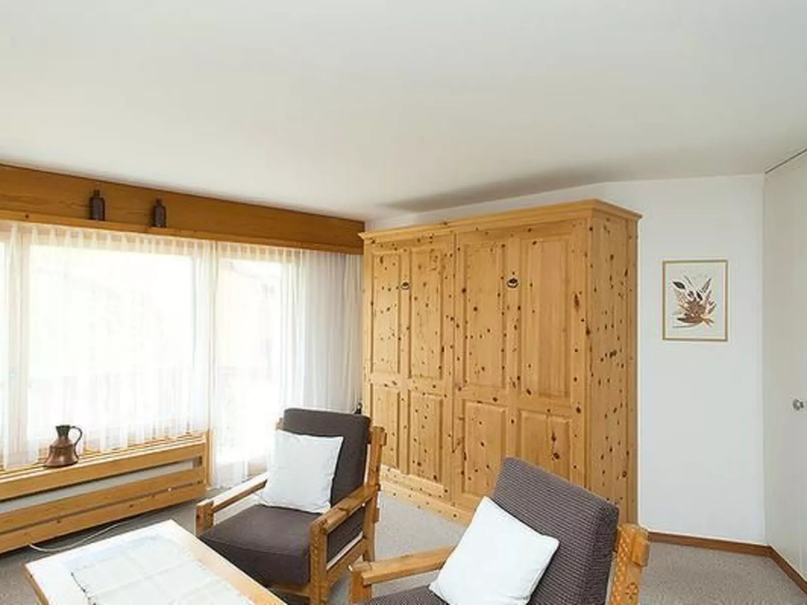 Chesa Azalea 2-Inside