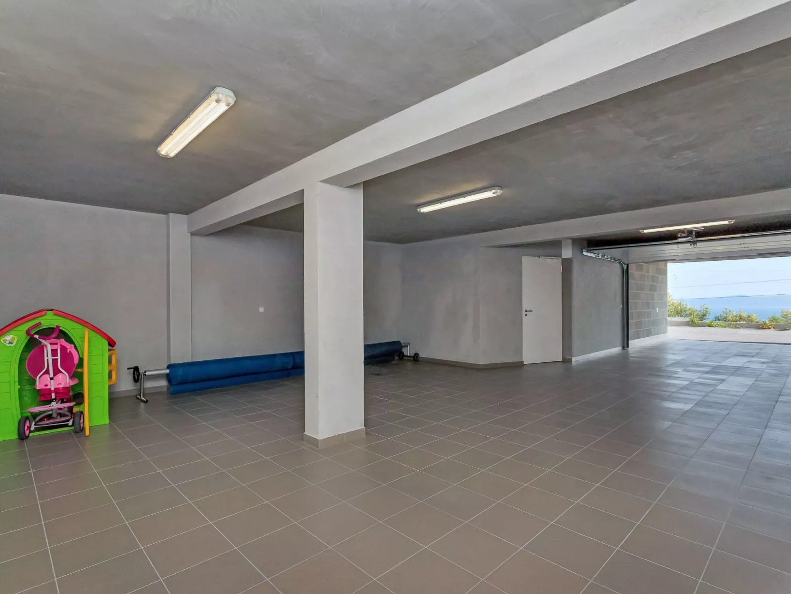 Villa mit beheiztem Pool und fünf Schlafzimmer-Dehors