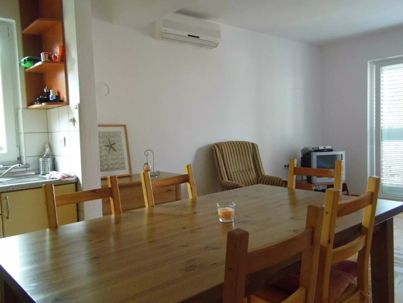 Schöne, komfortable und voll ausgestattete Wohnung-Dedans