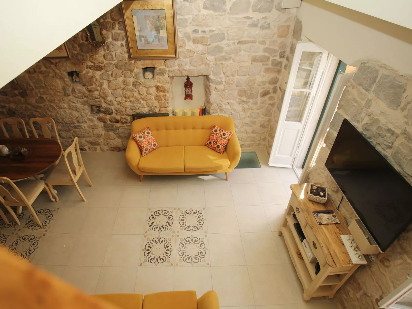 Luxuriöse Villa Kalalarga im Zentrum der Stadt-Dedans